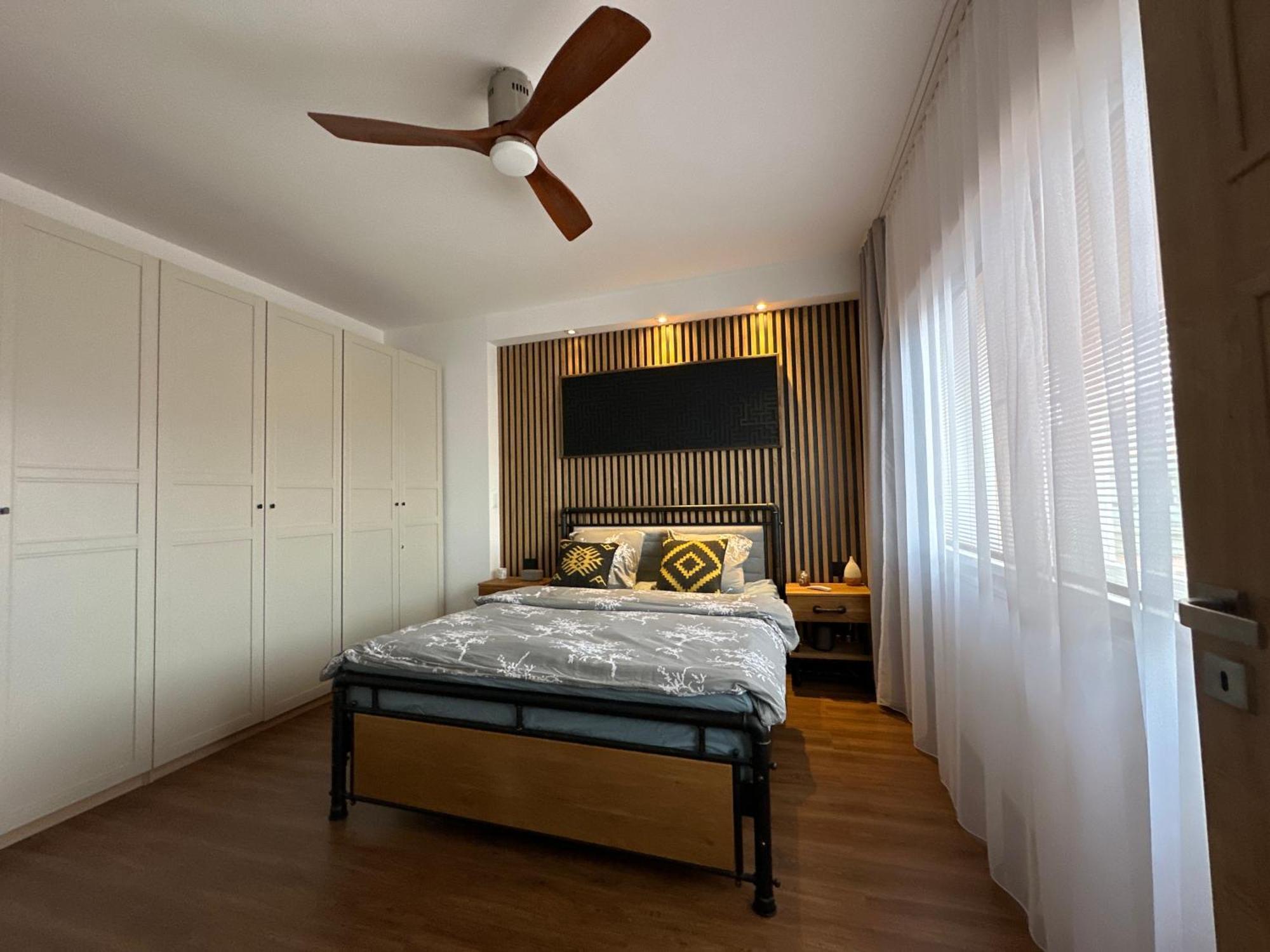 Appartement Andel With Terrace Praag