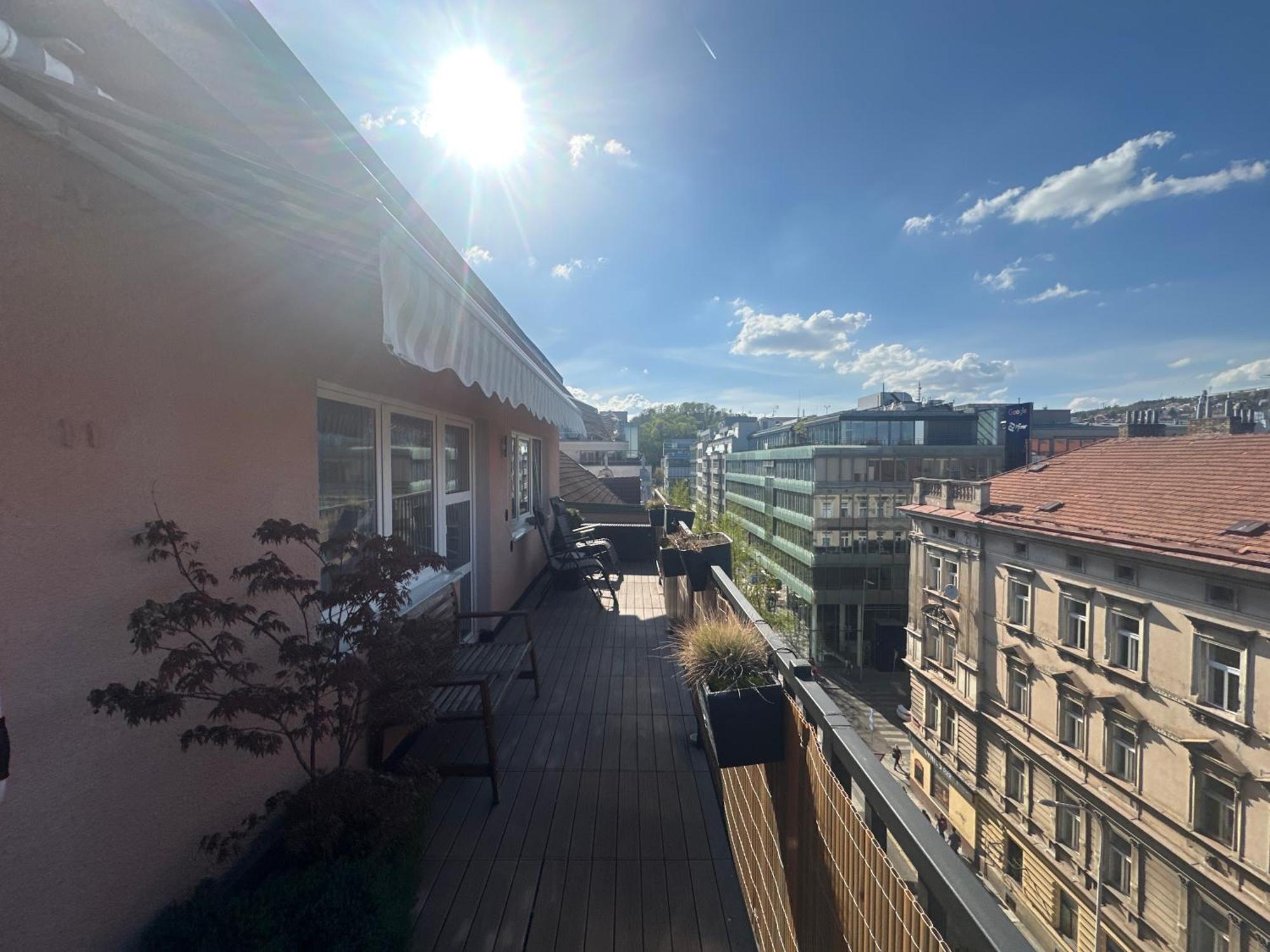 Andel With Terrace Apartamento *